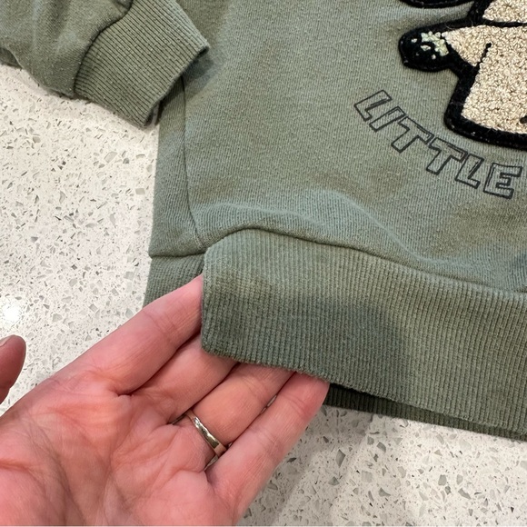 Lot of boys 2T+ clothes Osh Kosh Carters H&M Paw Patrol Baby Yoda Grogu Tie dye - Picture 12 of 13